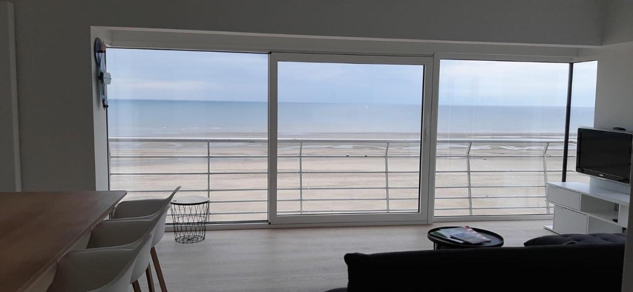 Appartment With Frontal Sea View With 3 Bedrooms Koksijde Εξωτερικό φωτογραφία