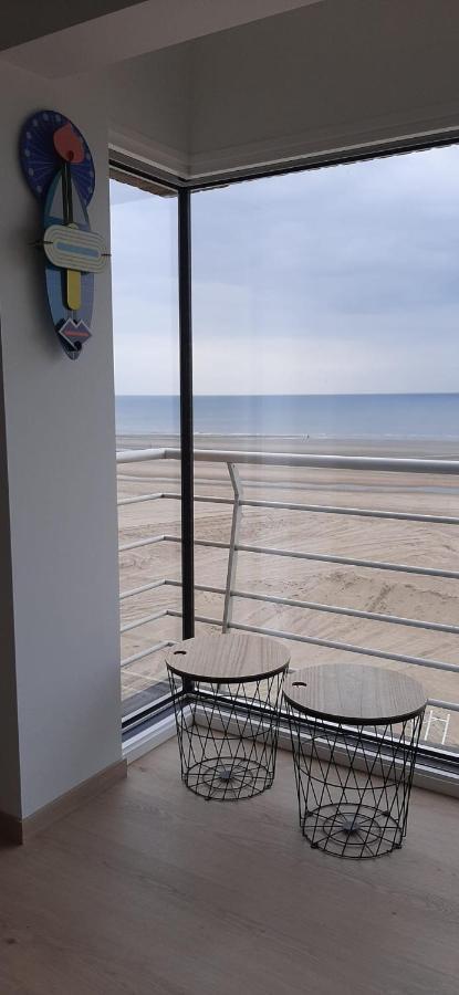 Appartment With Frontal Sea View With 3 Bedrooms Koksijde Εξωτερικό φωτογραφία