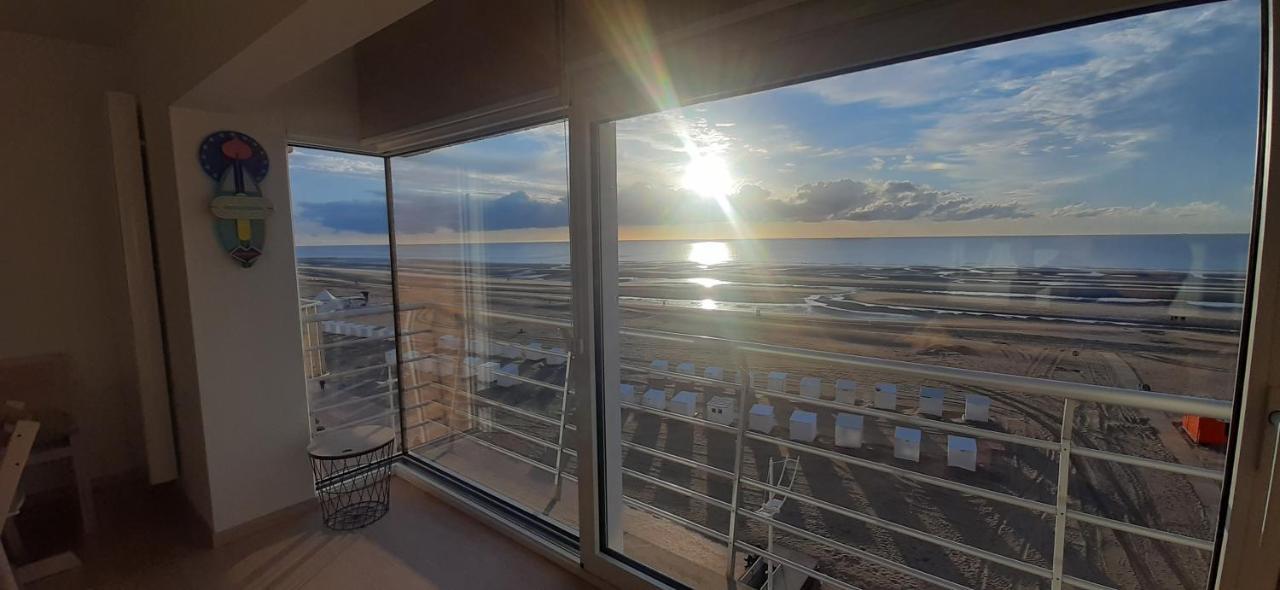 Appartment With Frontal Sea View With 3 Bedrooms Koksijde Εξωτερικό φωτογραφία